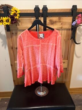 Anthropolgie Women’s Coral Long-Sleeve Peplum Top - Akemi + Kin